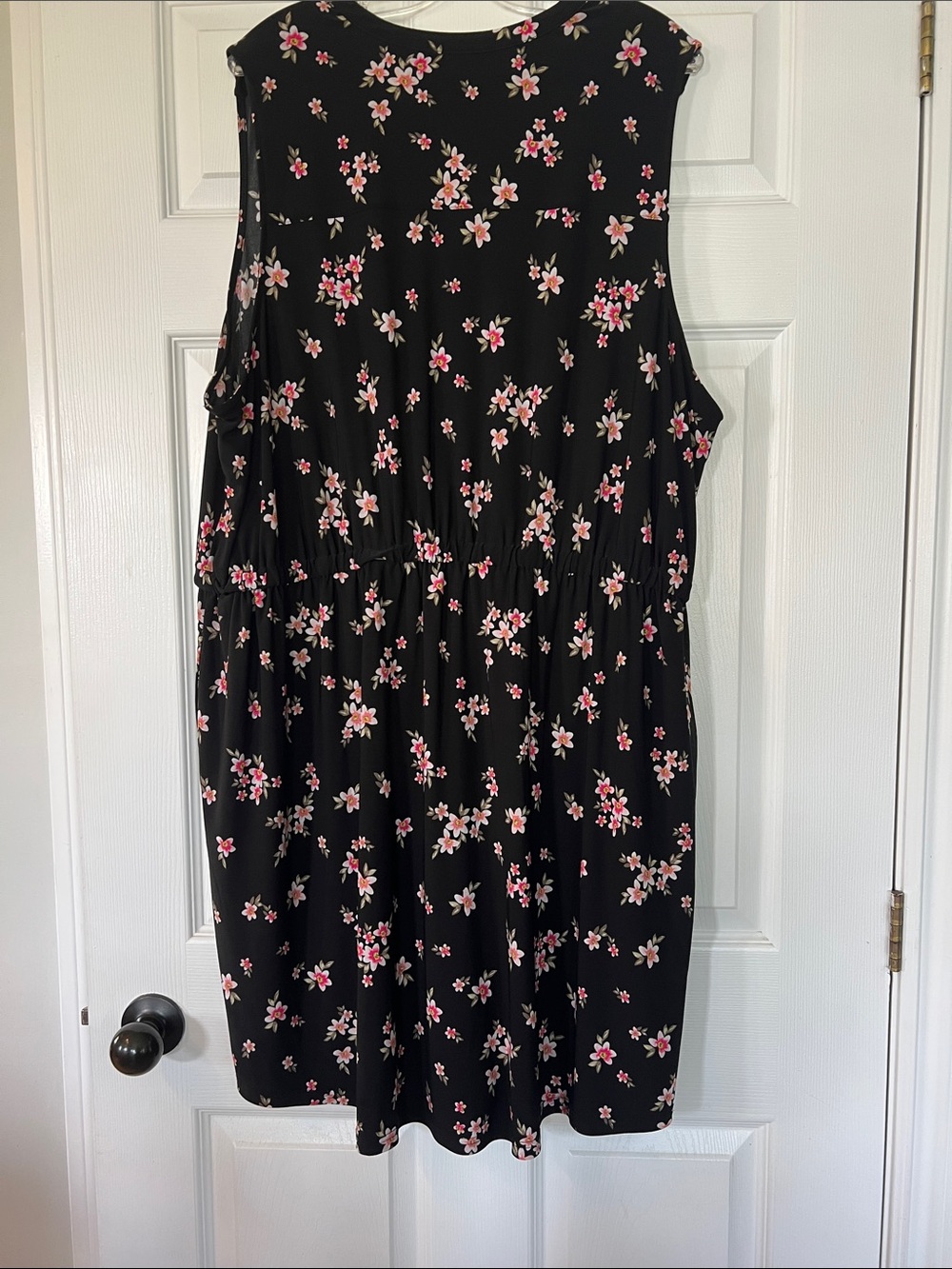 Love & Legend Black Sleeveless Midi Dress with Pink Floral Print - Picture 5 of 6